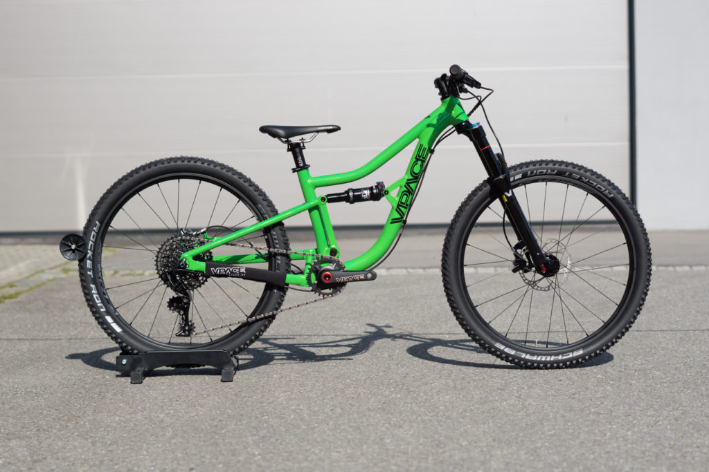 24 inch suspension mountain bike