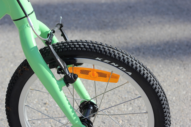 base 16 tire